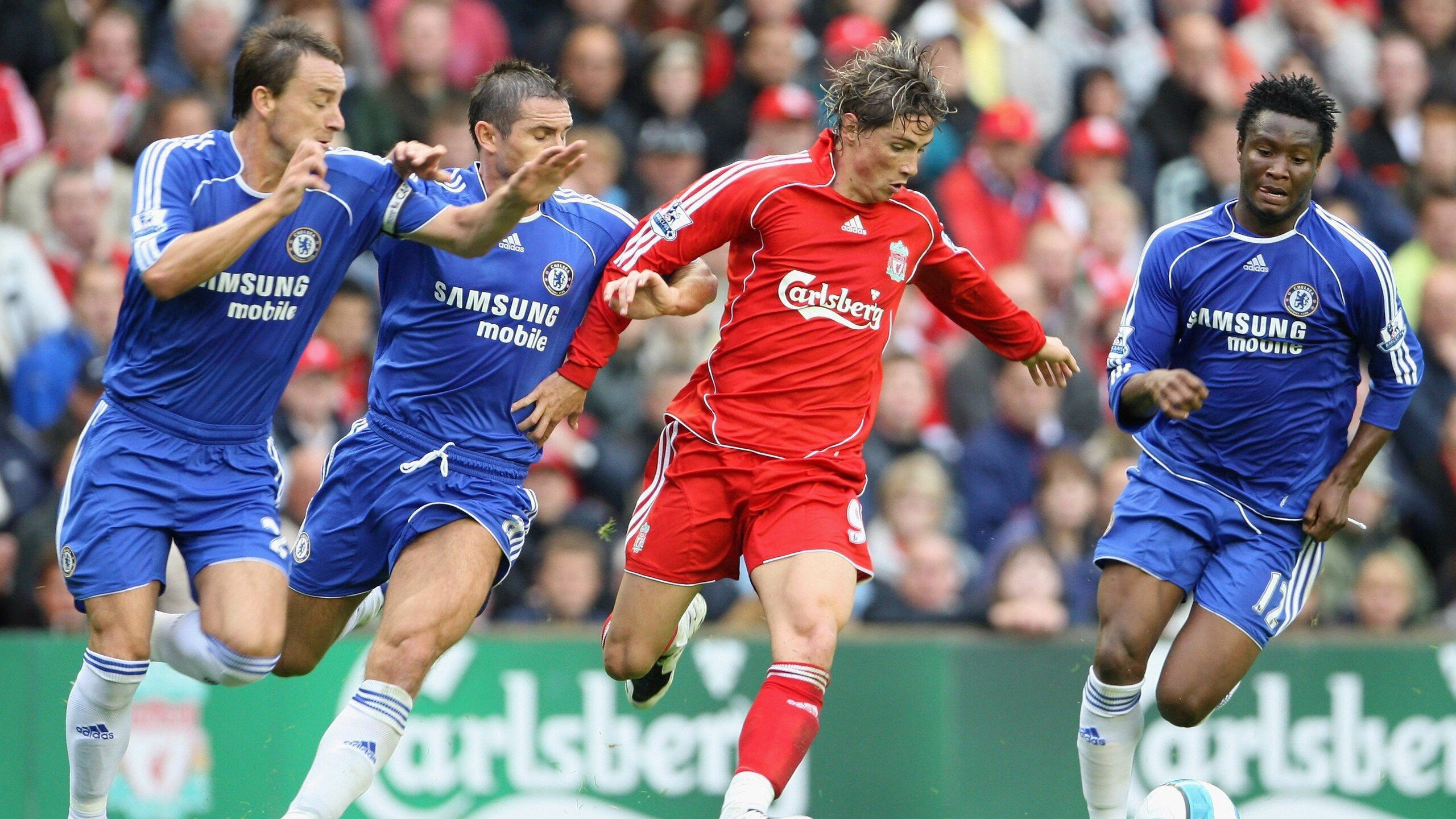 AYXSPORTSAPP-特色足球场馆在城市更新中成为新地标，带动文旅融合，足球比赛场馆